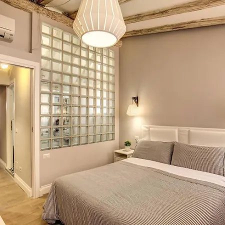 Appartement Attic With Terrace By Trevi Fountain à Rome Extérieur photo