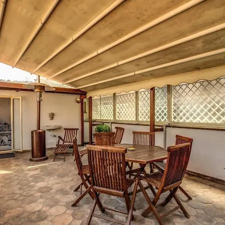 Appartement Attic With Terrace By Trevi Fountain à Rome Extérieur photo